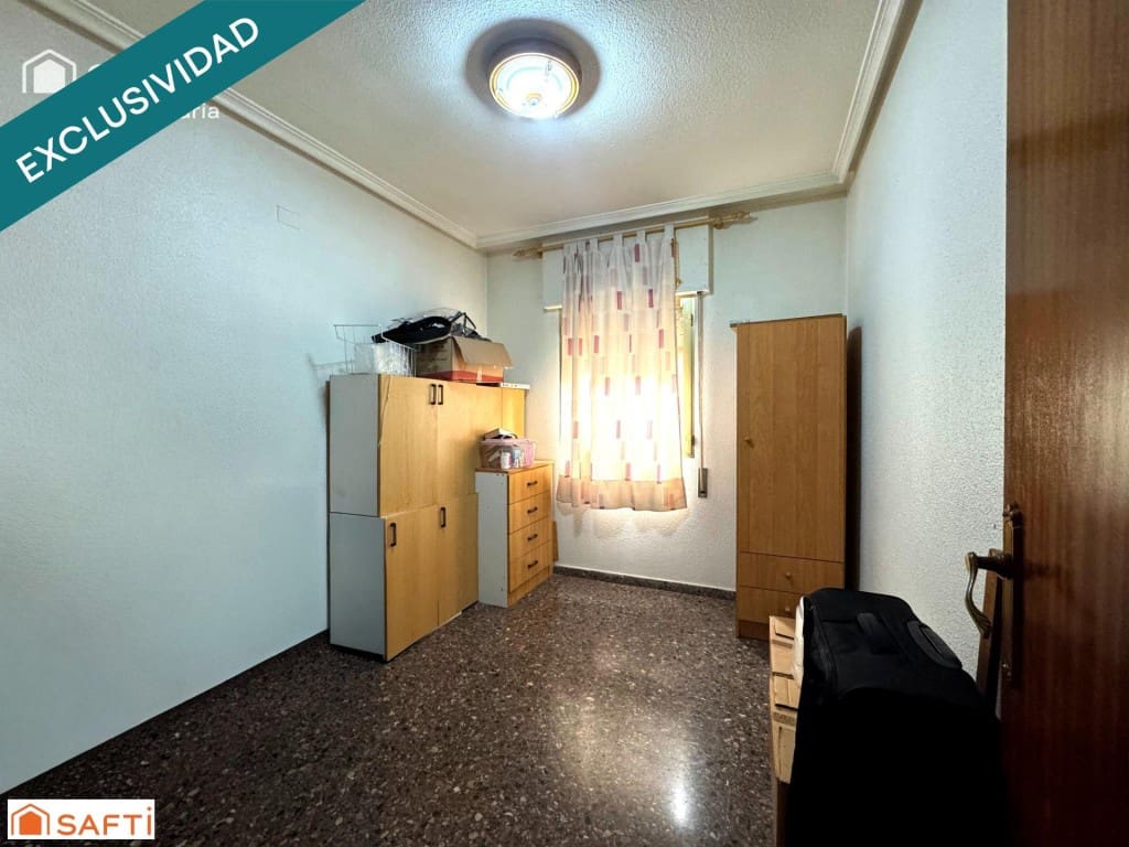 4 camera da letto Villetta a Schiera in vendita in Pinoso con garage - 79.999 € (Rif: 9595834)