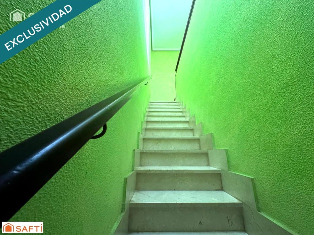 4 camera da letto Villetta a Schiera in vendita in Pinoso con garage - 79.999 € (Rif: 9595834)