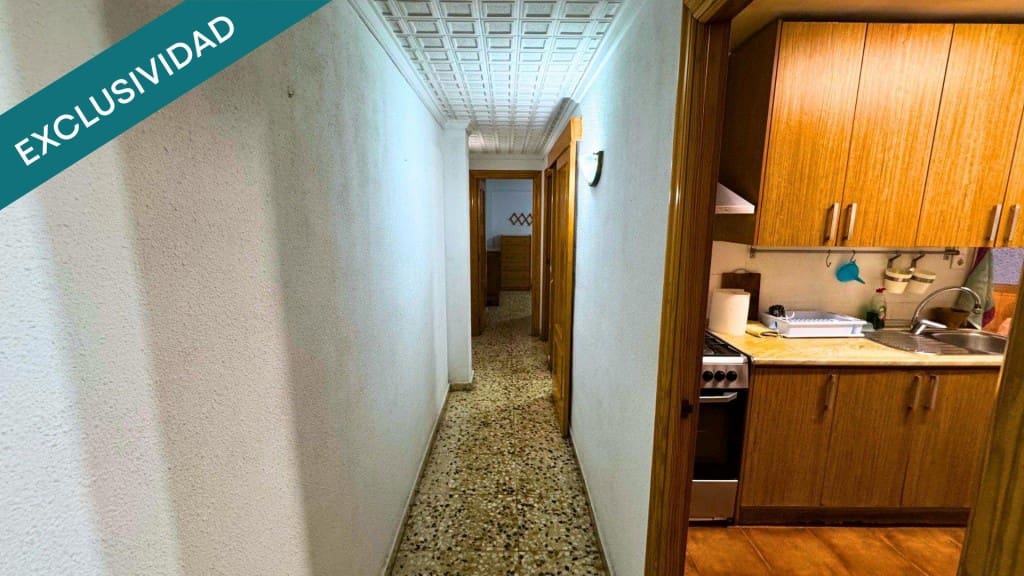 3 makuuhuone Huoneisto myytävänä paikassa Alicante kaupunki - 149 000 € (Ref: 9595836)