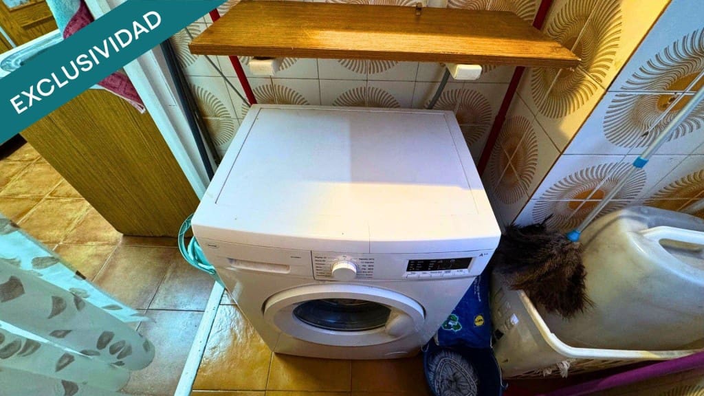 3 makuuhuone Huoneisto myytävänä paikassa Alicante kaupunki - 149 000 € (Ref: 9595836)