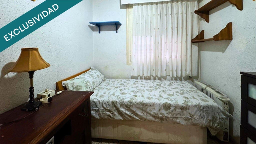 3 makuuhuone Huoneisto myytävänä paikassa Alicante kaupunki - 149 000 € (Ref: 9595836)