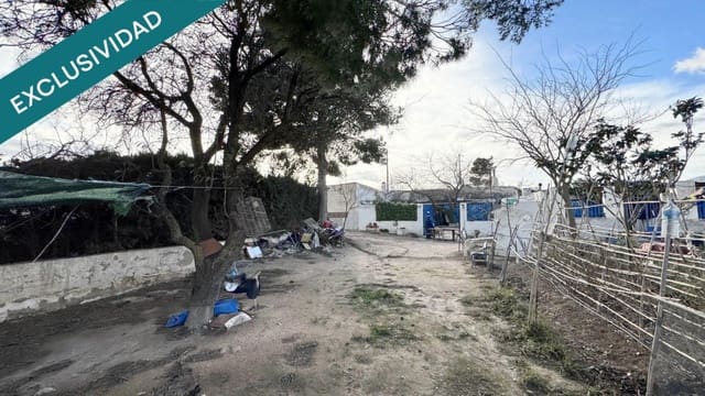 3 Zimmer Villa zu verkaufen in Pinoso mit Garage - 59.900 € (Ref: 9595837)