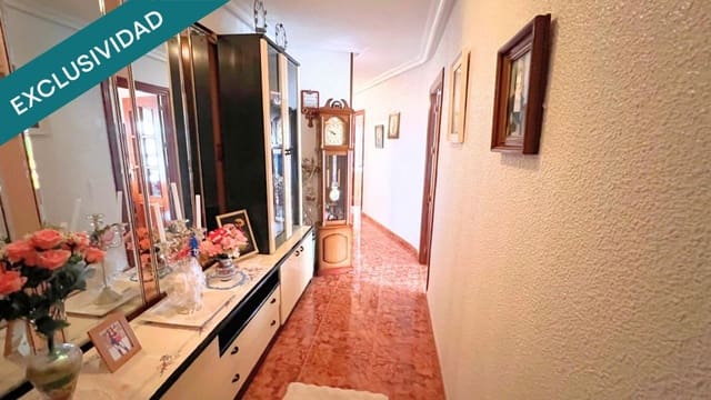 4 slaapkamer Appartement te koop in Elda - € 85.000 (Ref: 9595838)