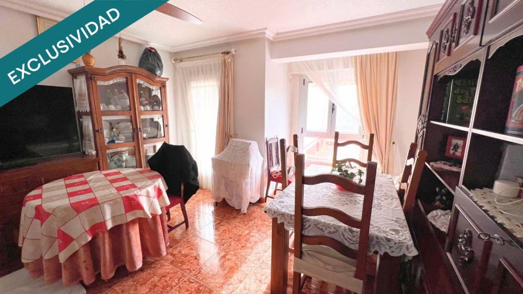 4 slaapkamer Appartement te koop in Elda - € 85.000 (Ref: 9595838)