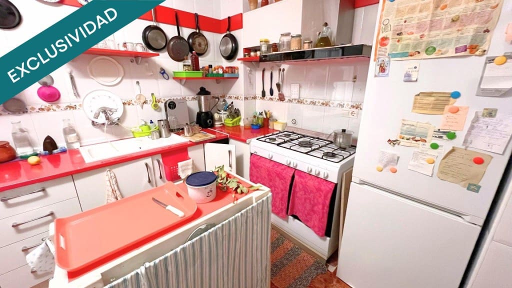 4 slaapkamer Appartement te koop in Elda - € 85.000 (Ref: 9595838)