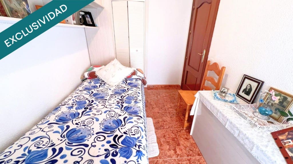 4 slaapkamer Appartement te koop in Elda - € 85.000 (Ref: 9595838)