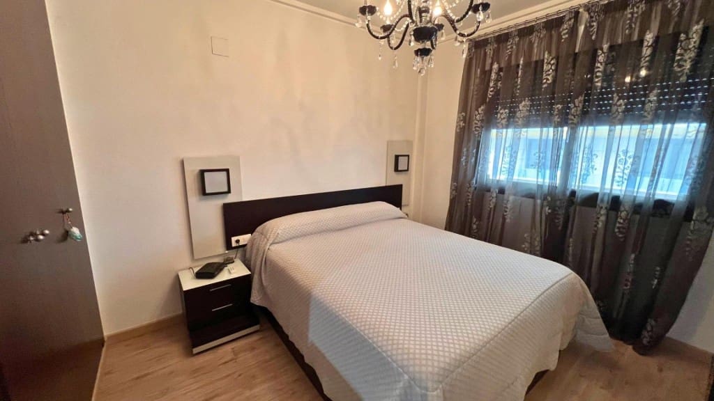 3 slaapkamer Appartement te koop in Elda met garage - € 253.000 (Ref: 9595840)