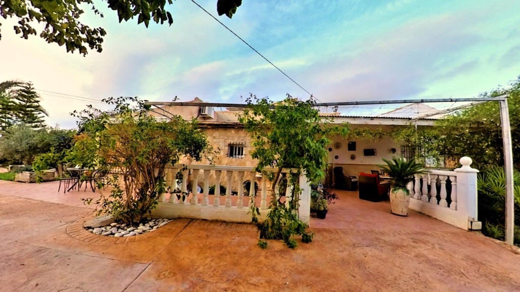 4 Zimmer Finca/Landgut zu verkaufen in Novelda mit Pool - 420.000 € (Ref: 9595842)