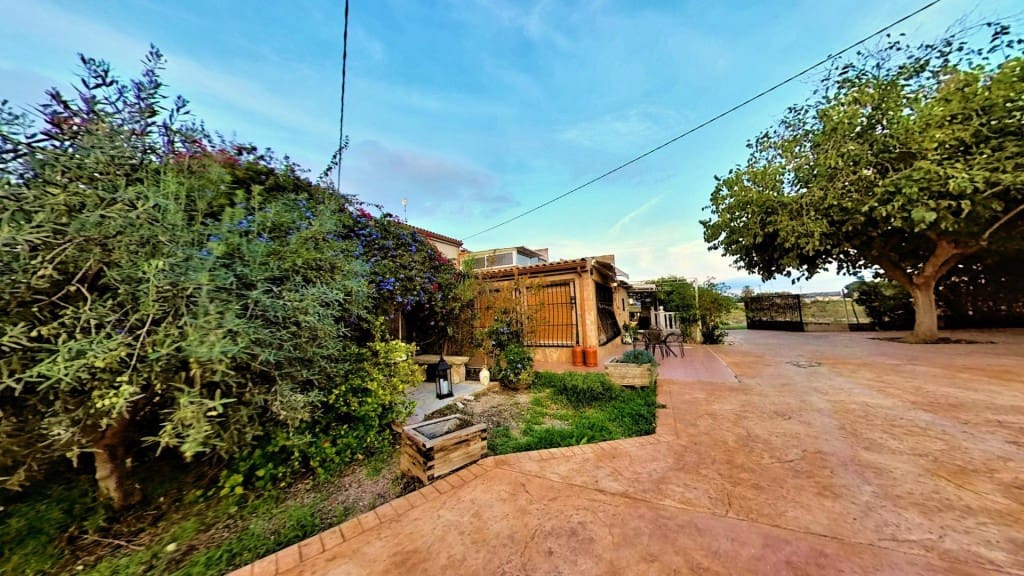 4 Zimmer Finca/Landgut zu verkaufen in Novelda mit Pool - 420.000 € (Ref: 9595842)