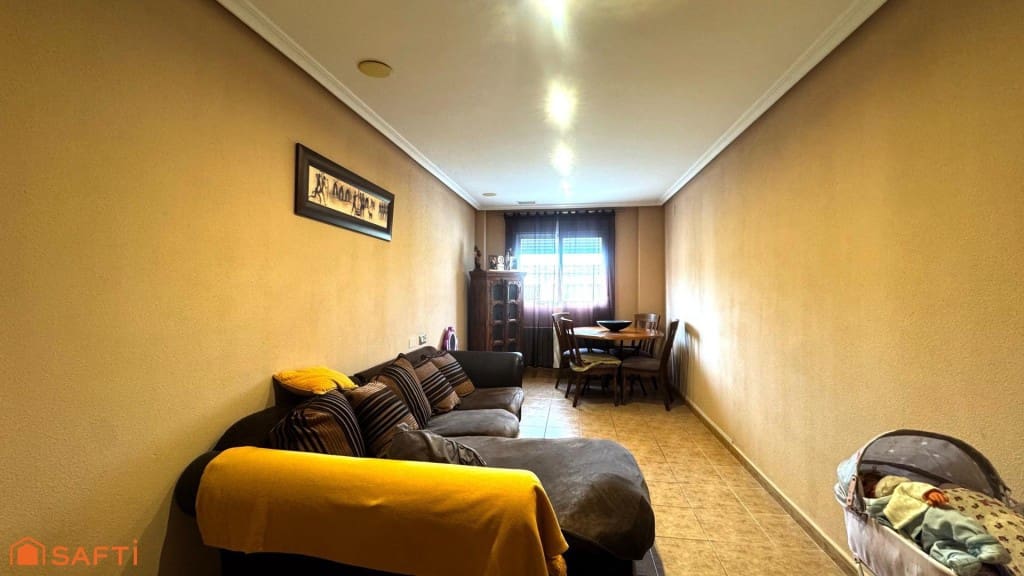 7 bedroom Terraced Villa for sale in Aspe with garage - € 261,000 (Ref: 9595843)