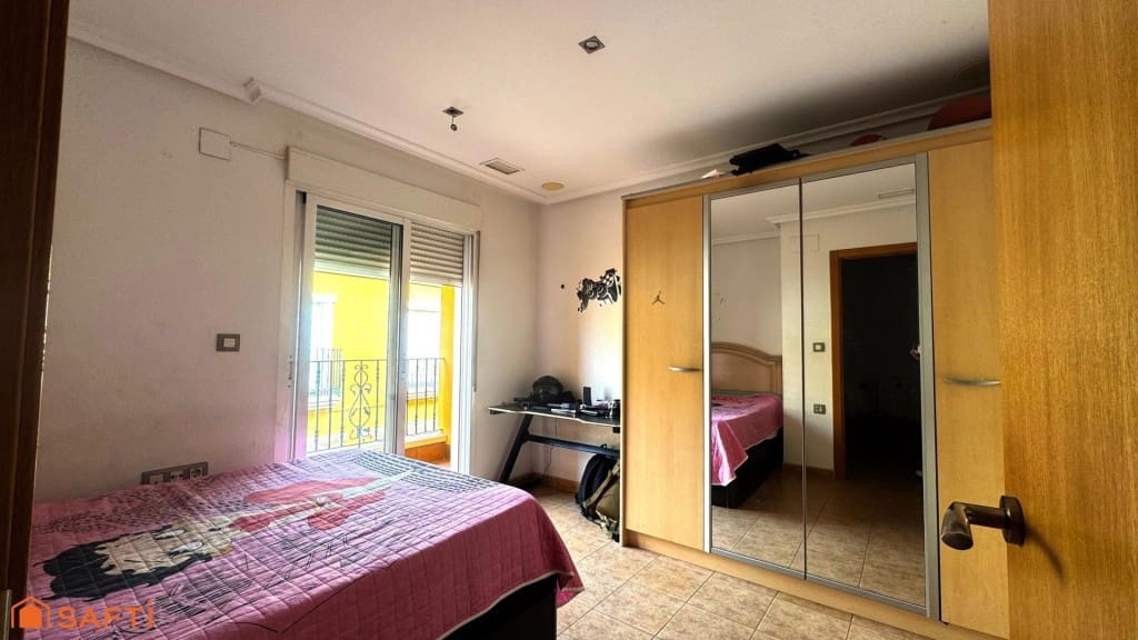 7 bedroom Terraced Villa for sale in Aspe with garage - € 261,000 (Ref: 9595843)