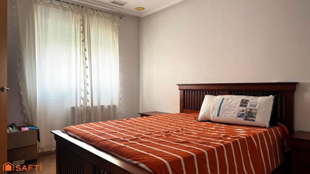 7 bedroom Terraced Villa for sale in Aspe with garage - € 261,000 (Ref: 9595843)