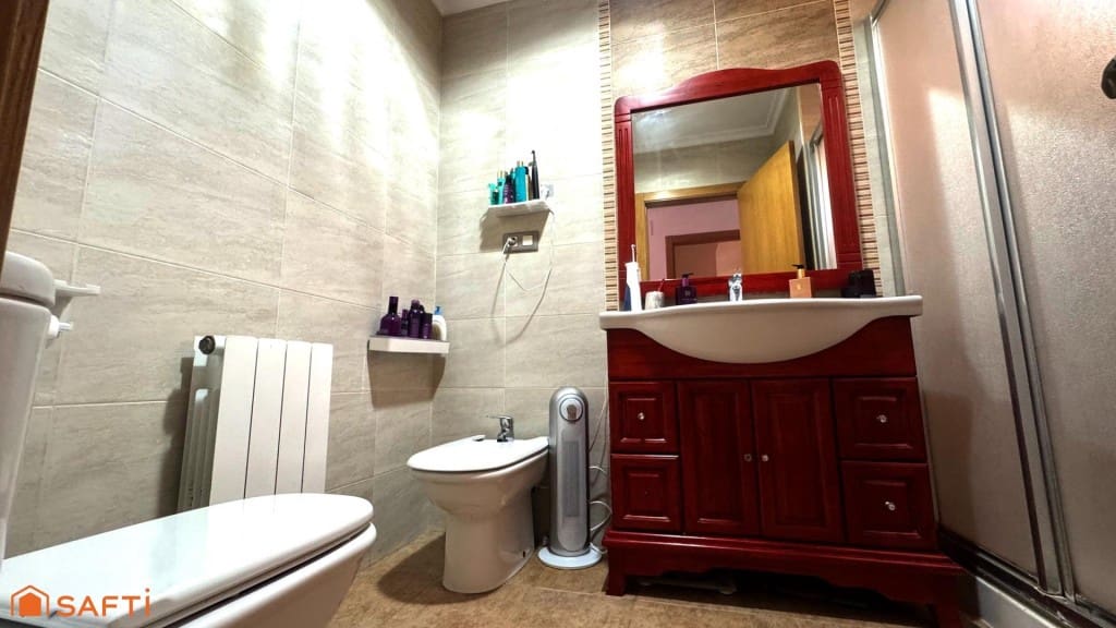 7 bedroom Terraced Villa for sale in Aspe with garage - € 261,000 (Ref: 9595843)