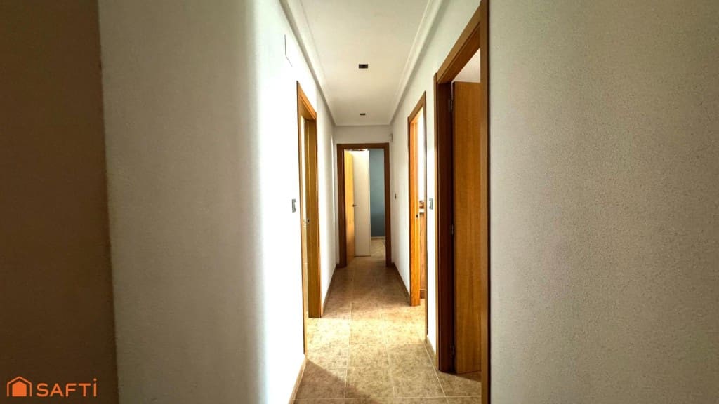 7 bedroom Terraced Villa for sale in Aspe with garage - € 261,000 (Ref: 9595843)