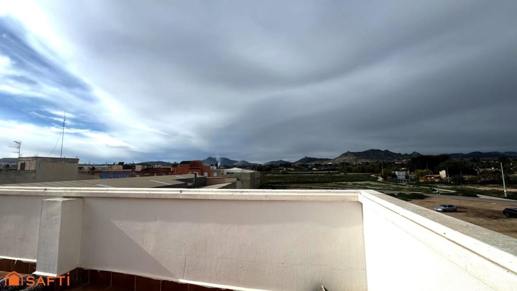 7 bedroom Terraced Villa for sale in Aspe with garage - € 261,000 (Ref: 9595843)