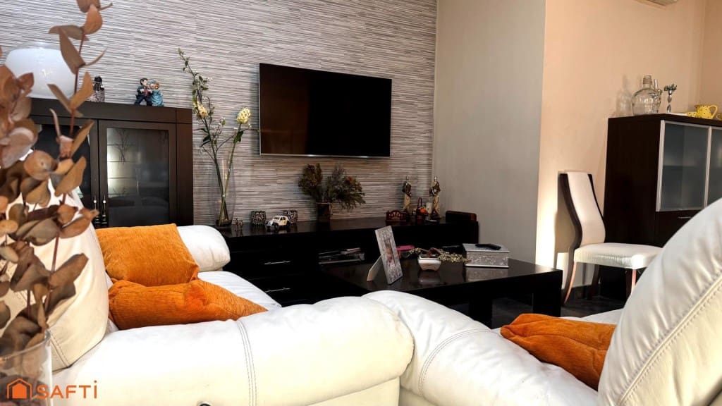 4 slaapkamer Flat te koop in Elda met garage - € 224.990 (Ref: 9595844)