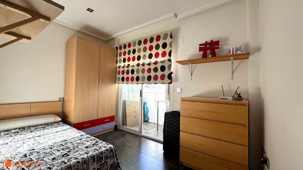 4 slaapkamer Flat te koop in Elda met garage - € 224.990 (Ref: 9595844)