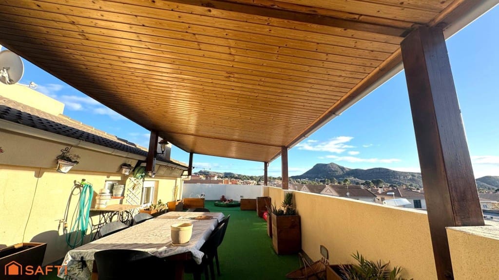 4 slaapkamer Flat te koop in Elda met garage - € 224.990 (Ref: 9595844)