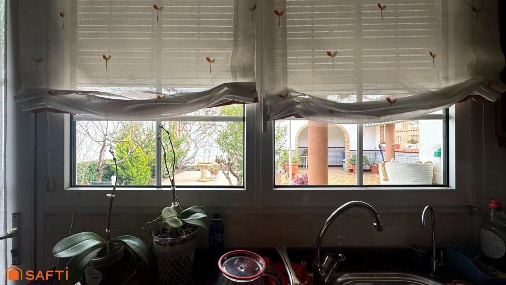 6 chambre Villa/Maison Mitoyenne à vendre à Sax avec piscine garage - 450 000 € (Ref: 9595845)