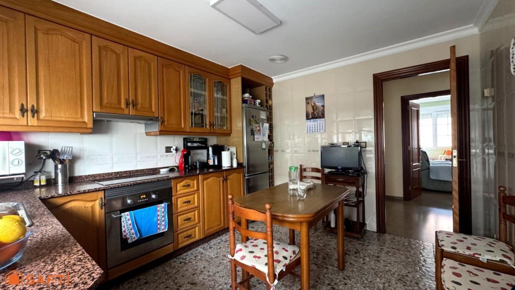 6 chambre Villa/Maison Mitoyenne à vendre à Sax avec piscine garage - 450 000 € (Ref: 9595845)