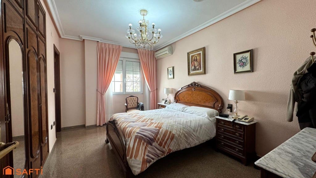 6 chambre Villa/Maison Mitoyenne à vendre à Sax avec piscine garage - 450 000 € (Ref: 9595845)