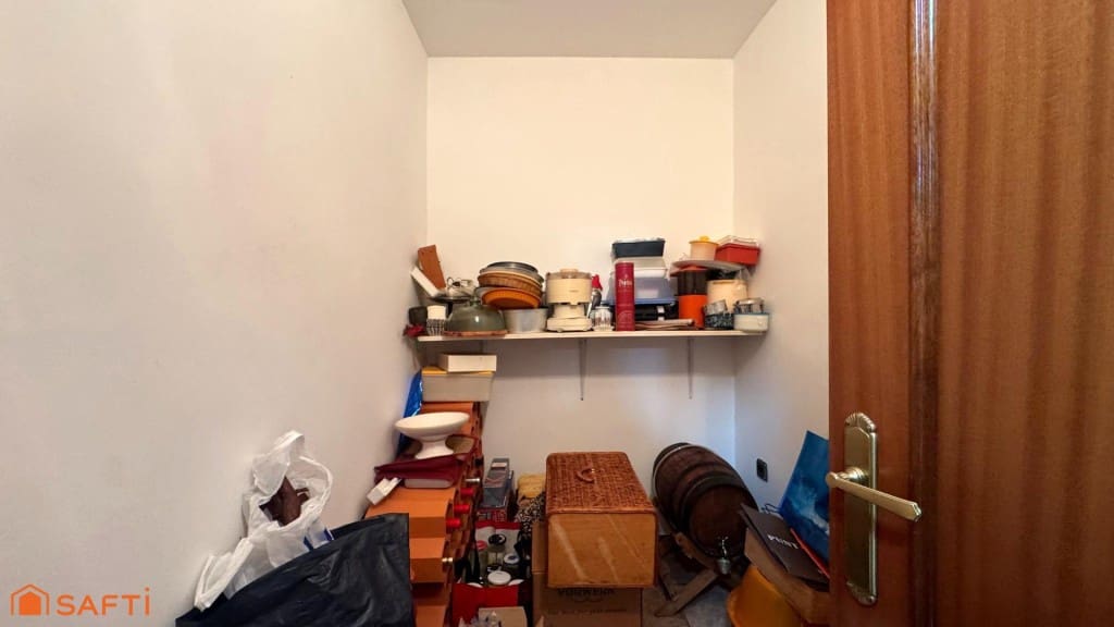 6 chambre Villa/Maison Mitoyenne à vendre à Sax avec piscine garage - 450 000 € (Ref: 9595845)