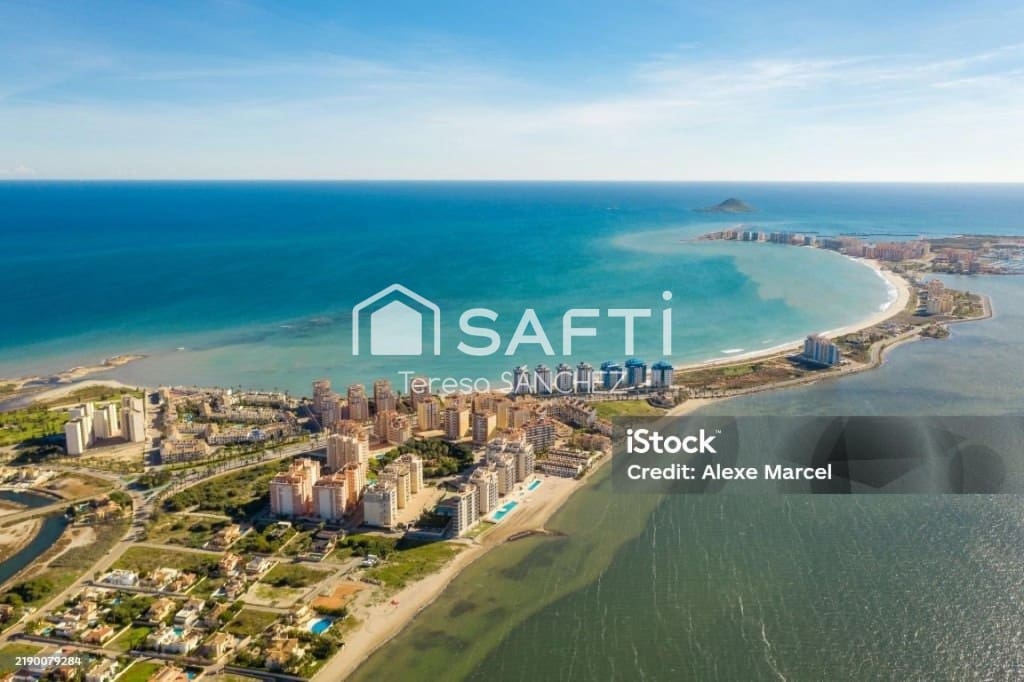 2 soveværelse Lejlighed til salg i Mar de Cristal med swimmingpool - € 289.000 (Ref: 9595846)