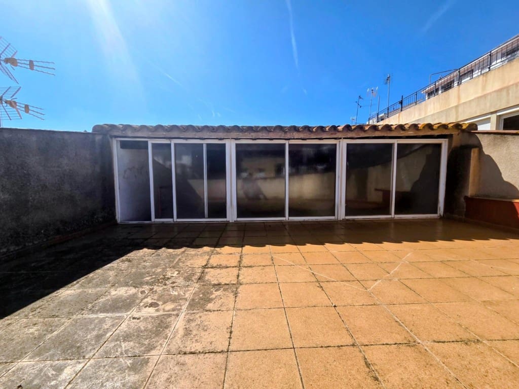 Kontor til salg i Canet de Mar - € 200.000 (Ref: 9595851)