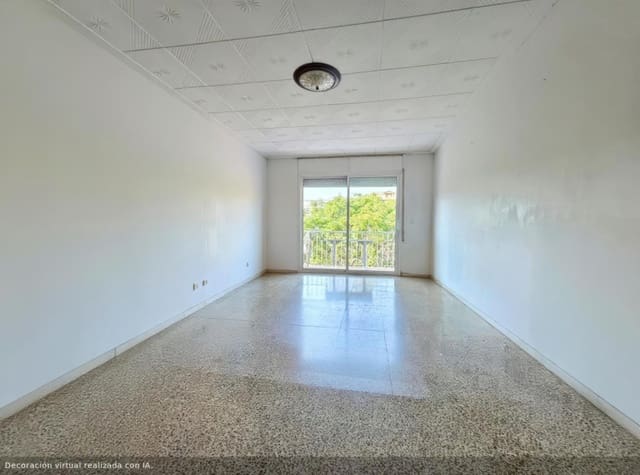 3 sypialnia Apartament na sprzedaż w Blanes z basenem - 183 000 € (Ref: 9595852)