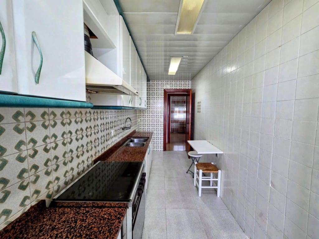 3 bedroom Apartment for sale in Blanes with pool - € 183,000 (Ref: 9595852)