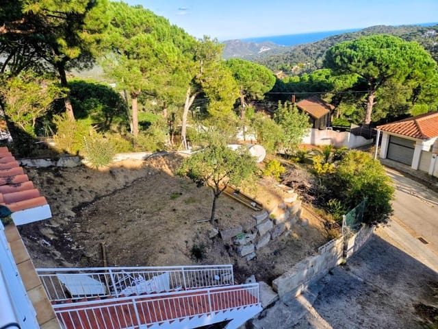 4 soveværelse Villa til salg i Serra Brava, Lloret de Mar med garage - € 420.000 (Ref: 9595856)