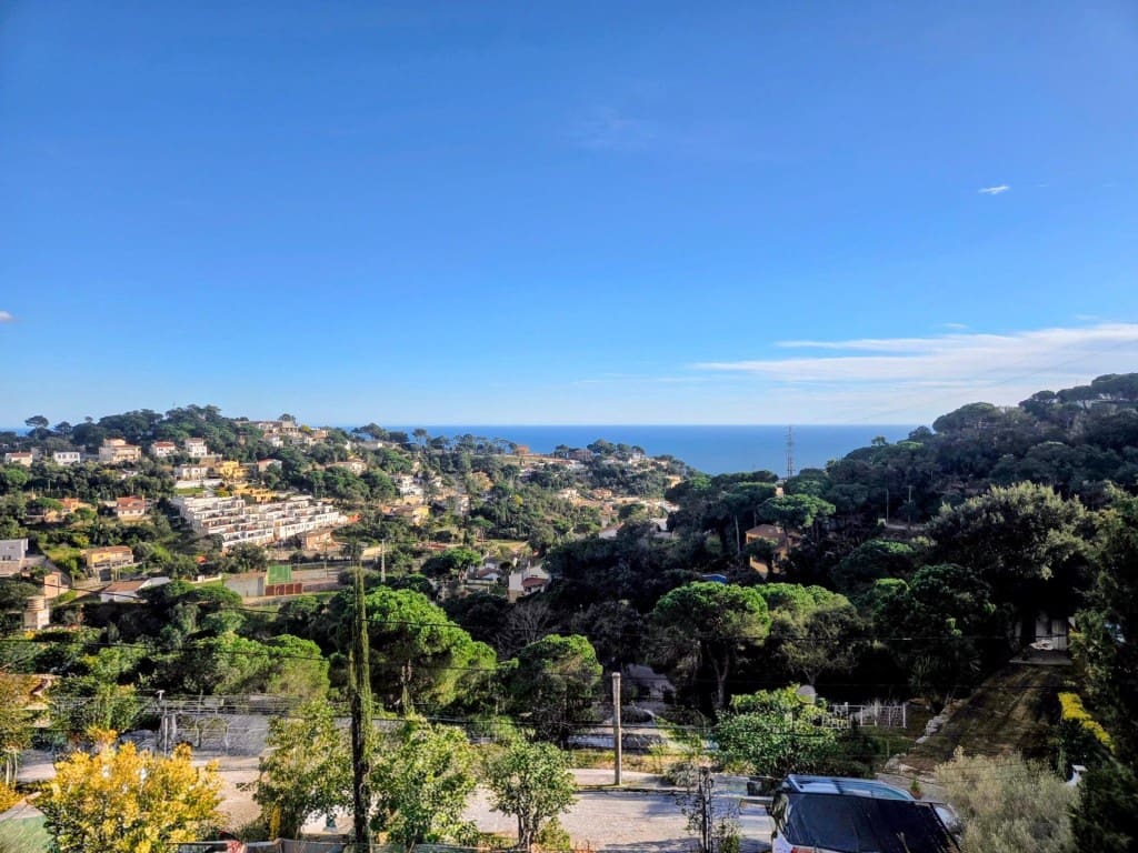 4 soveværelse Villa til salg i Lloret de Mar med garage - € 420.000 (Ref: 9595856)