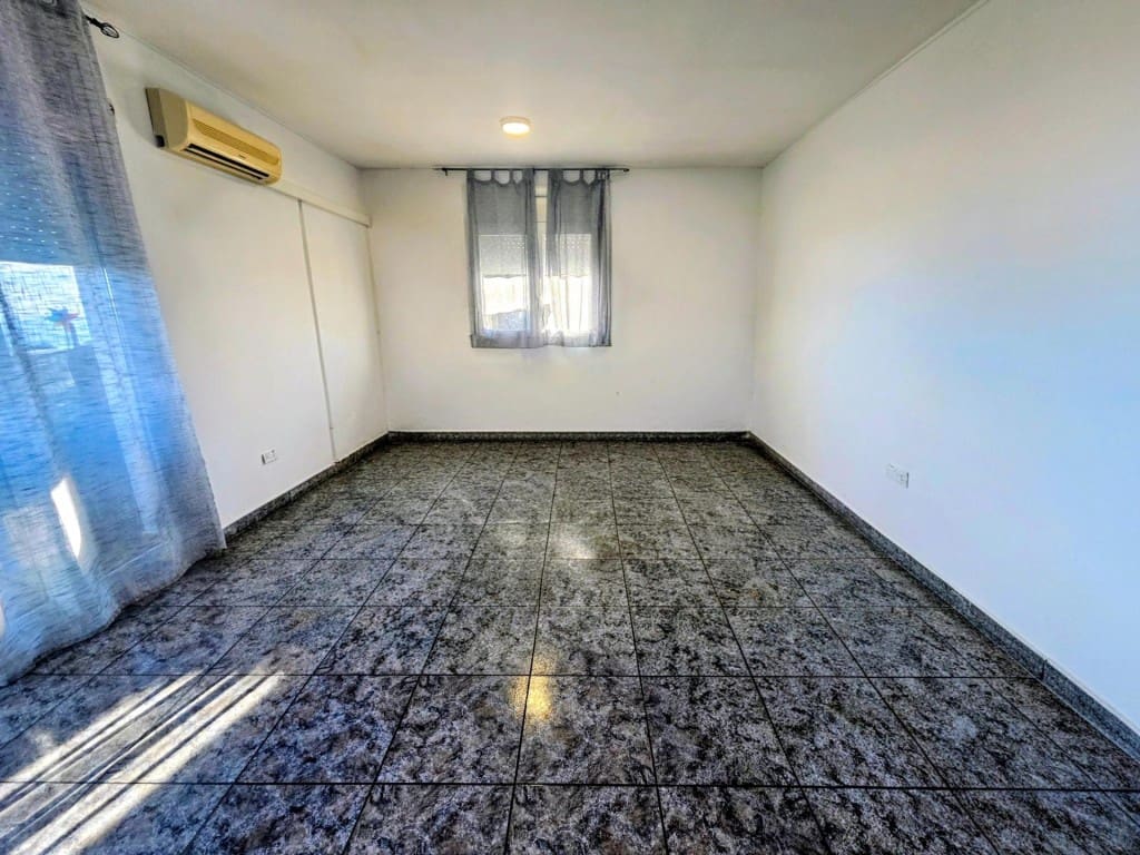 4 soveværelse Villa til salg i Lloret de Mar med garage - € 420.000 (Ref: 9595856)