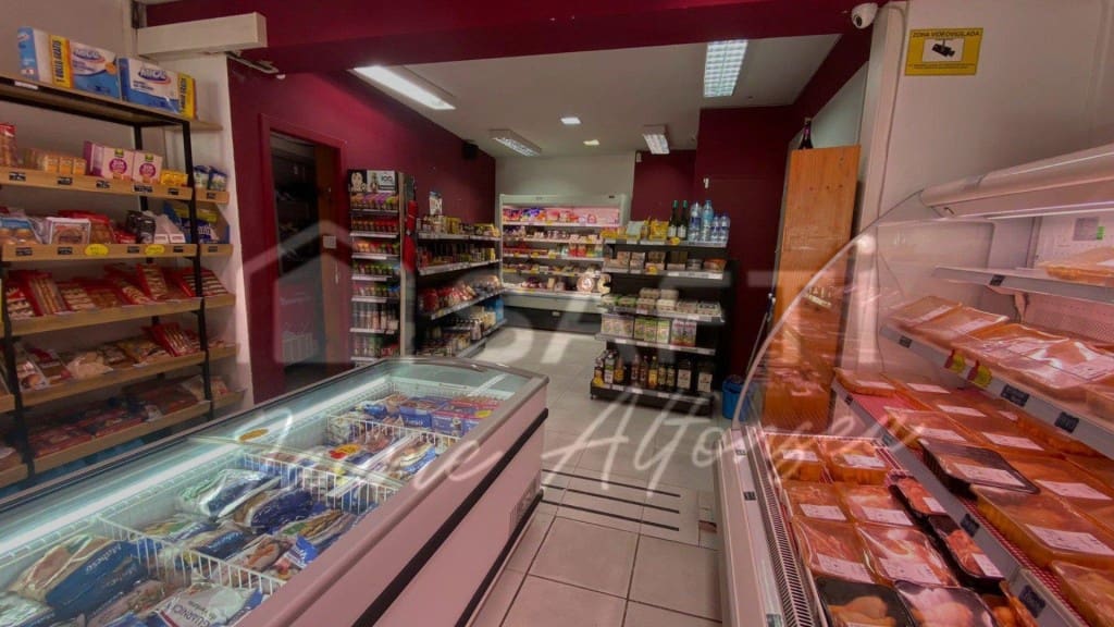 Comercial para venda em Gava - 95 000 € (Ref: 9595857)