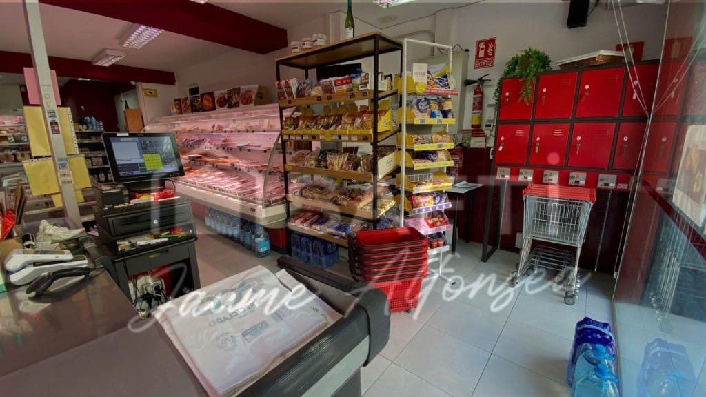 Comercial para venda em Gava - 95 000 € (Ref: 9595857)