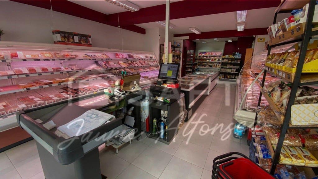 Comercial para venda em Gava - 95 000 € (Ref: 9595857)