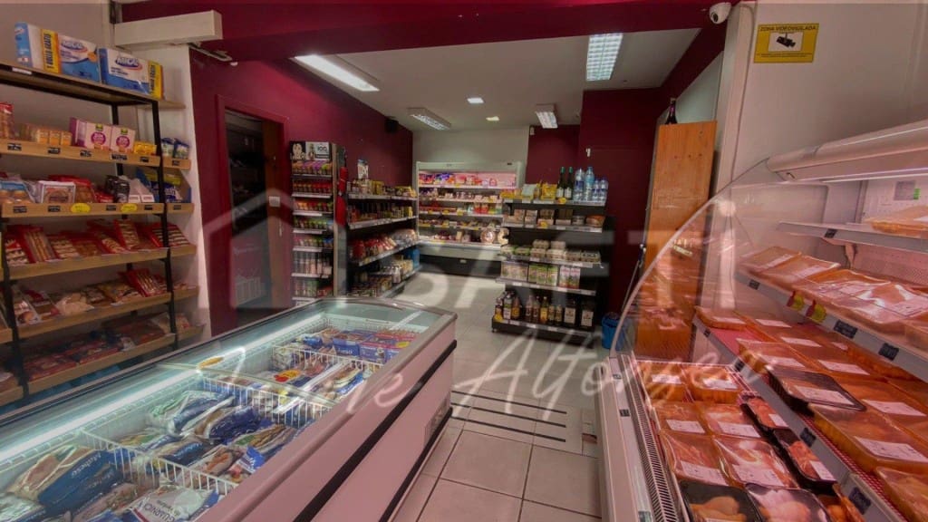 Comercial para venda em Gava - 95 000 € (Ref: 9595857)