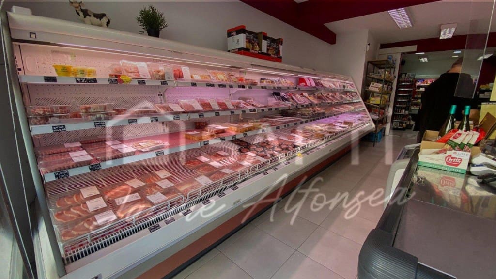 Comercial para venda em Gava - 95 000 € (Ref: 9595857)