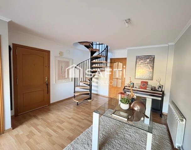 2 slaapkamer Flat te koop in Vilafranca del Penedès - € 247.000 (Ref: 9595871)