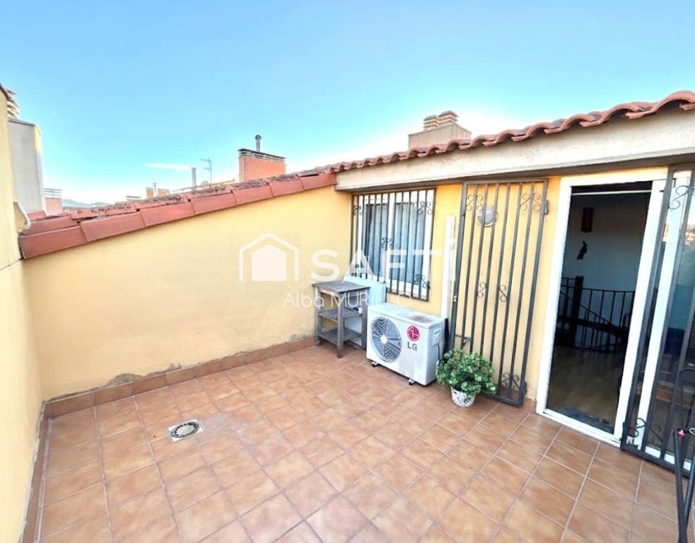 2 slaapkamer Flat te koop in Vilafranca del Penedes - € 247.000 (Ref: 9595871)