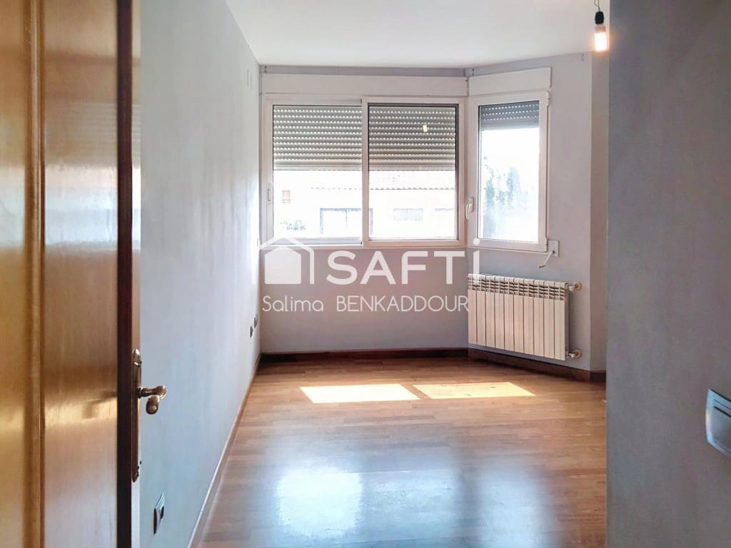 4 makuuhuone Huvila myytävänä paikassa Pucol mukana uima-altaan 
autotalli - 550 000 € (Ref: 9595874)