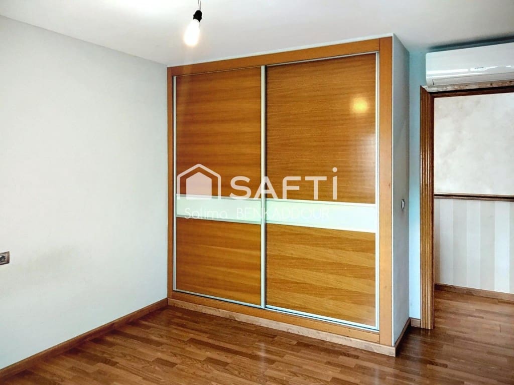 4 makuuhuone Huvila myytävänä paikassa Pucol mukana uima-altaan 
autotalli - 550 000 € (Ref: 9595874)