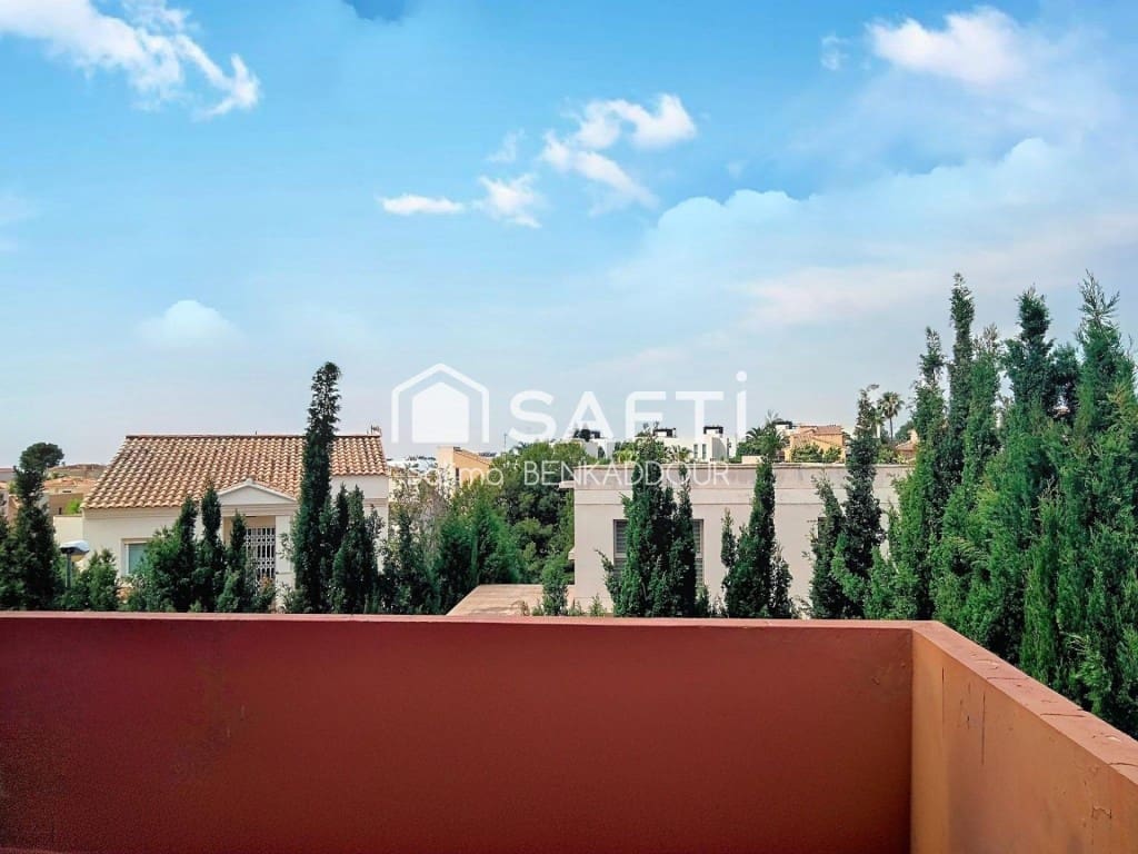 4 makuuhuone Huvila myytävänä paikassa Pucol mukana uima-altaan 
autotalli - 550 000 € (Ref: 9595874)