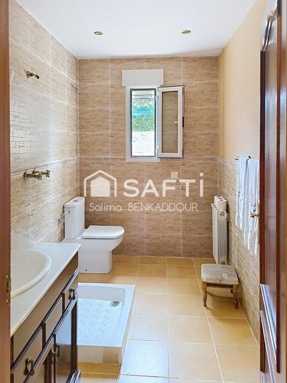 5 soverom Villa til salgs i Pucol med garasje - € 1 350 000 (Ref: 9595875)