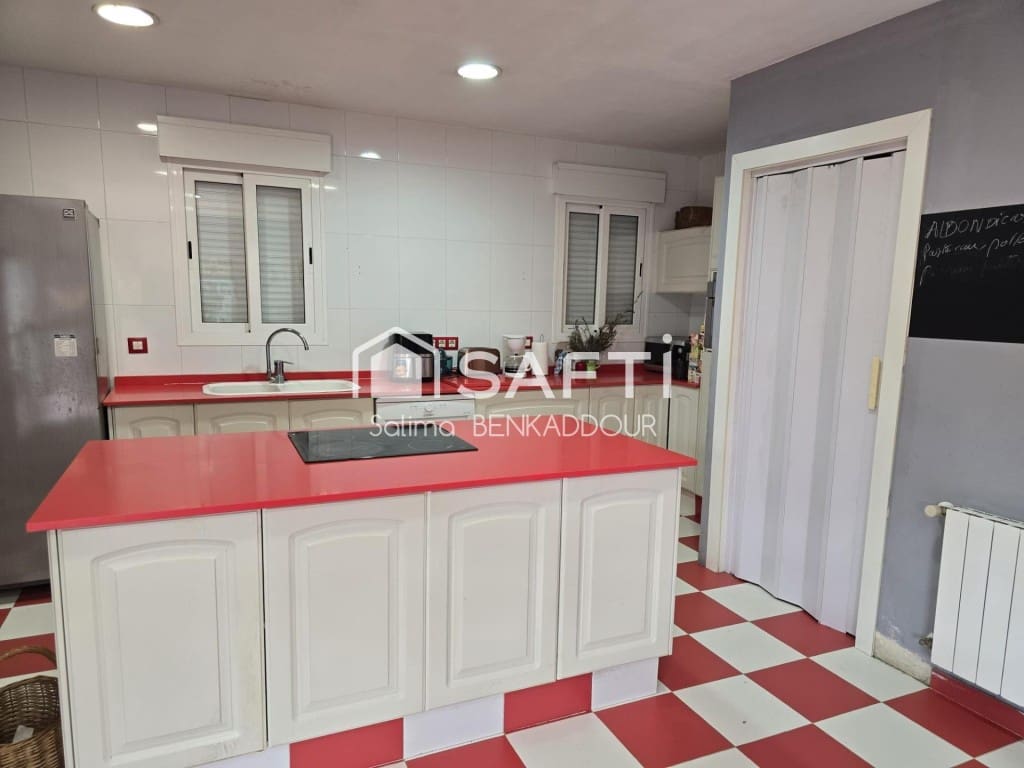 5 soverom Villa til salgs i Pucol med garasje - € 1 350 000 (Ref: 9595875)