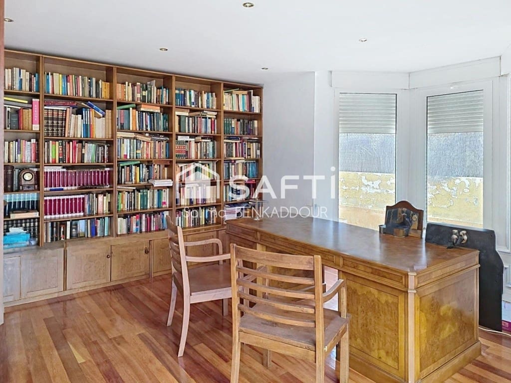 5 soverom Villa til salgs i Pucol med garasje - € 1 350 000 (Ref: 9595875)