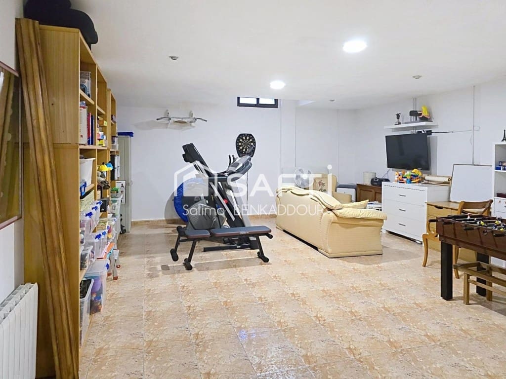 4 makuuhuone Rivitalo myytävänä paikassa Pucol - 485 000 € (Ref: 9595877)