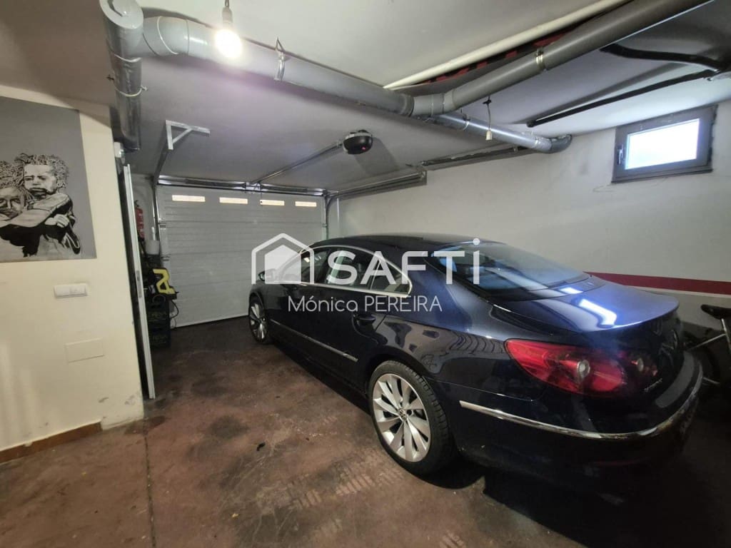 4 soverom Rekkehus til salgs i San Andres del Rabanedo med garasje - € 332 000 (Ref: 9595882)