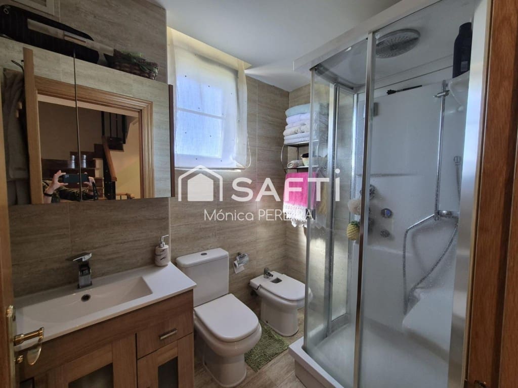 4 soverom Rekkehus til salgs i San Andres del Rabanedo med garasje - € 332 000 (Ref: 9595882)