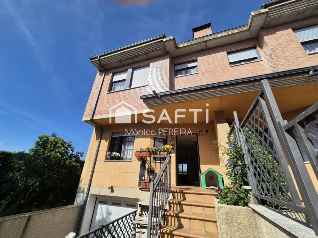 4 soverom Rekkehus til salgs i San Andres del Rabanedo med garasje - € 332 000 (Ref: 9595882)